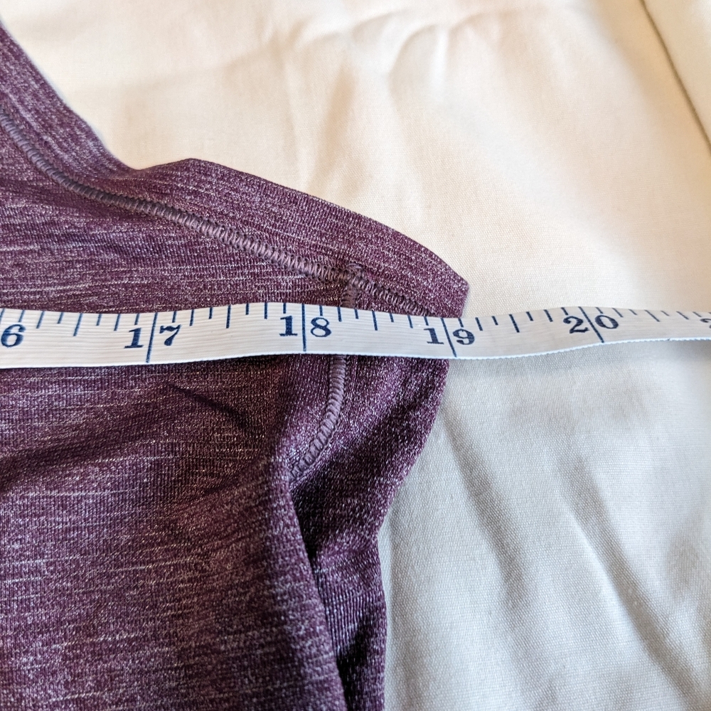 EUC Lululemon Tank - Picture 12 of 14